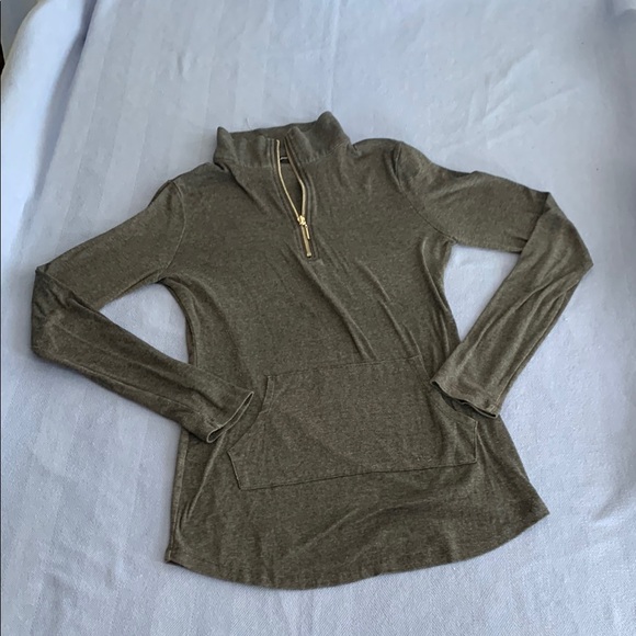 PattyBoutik Gray Fitted Ribbed Long Sleeve Polo Top - Picture 1 of 3